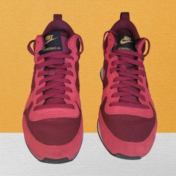 EUC Women's NIKE Internationalist Running Shoes Red 683967-600 Lace Up Mid Top 9 - Picture 4 of 9